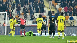 Yeni Malatyaspor’a yine hakem çelmesi