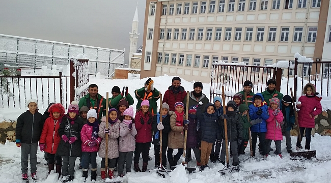 “Vatandaşlarımızın Refahı ve Huzuru İçin Çalışıyoruz”