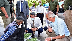 Malatya Valisi Baruş'un ricasıyla aşı oldu